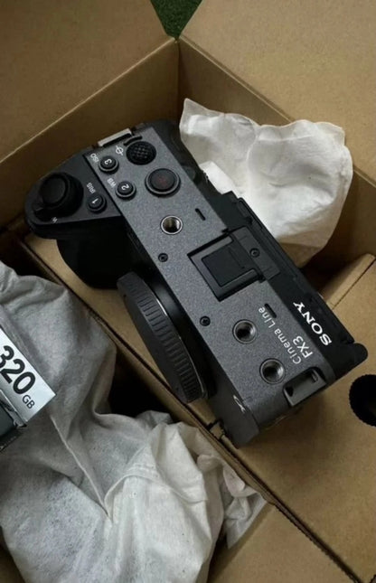 Sony FX3 Cinema Line (Body) + 320GB Type A – Excellent Condition