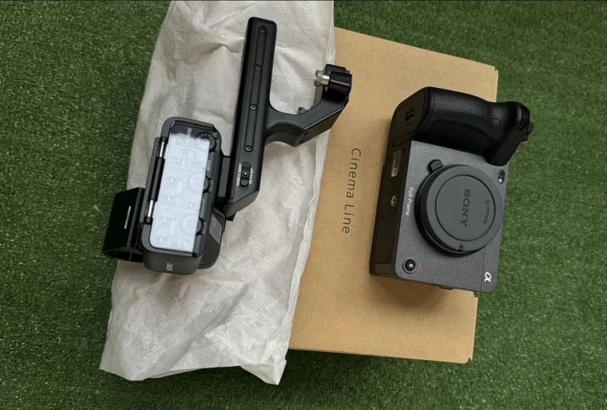 Sony FX3 Cinema Line (Body) + 320GB Type A – Excellent Condition